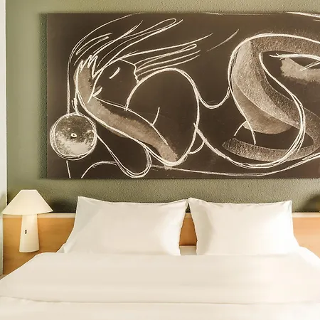 Ibis Montélimar Nord Hotel 3*