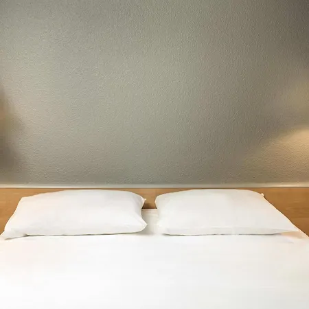 ホテル Ibis Montelimar Nord Saulce-sur-Rhône