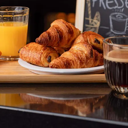 Ibis Montelimar Nord ホテル