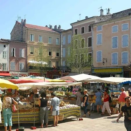 إيبيس مونتيليمار نورد 3* Saulce-sur-Rhône